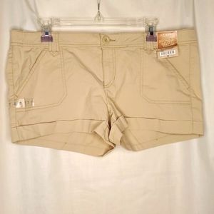 Arizona Jean Women mini short pants, Size 13, Beige